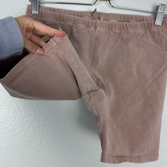 Skims Outdoor Bike Shorts XL Neutral Beige Pull On Athleisure Stretch - Picture 3 of 6